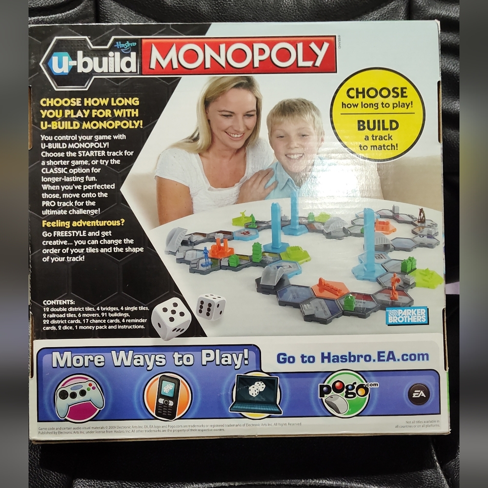 NEW - Monopoly U-Build Family Board Game by Hasbro Complete Game, Kids 8+, 2010 - Picture 2 of 3